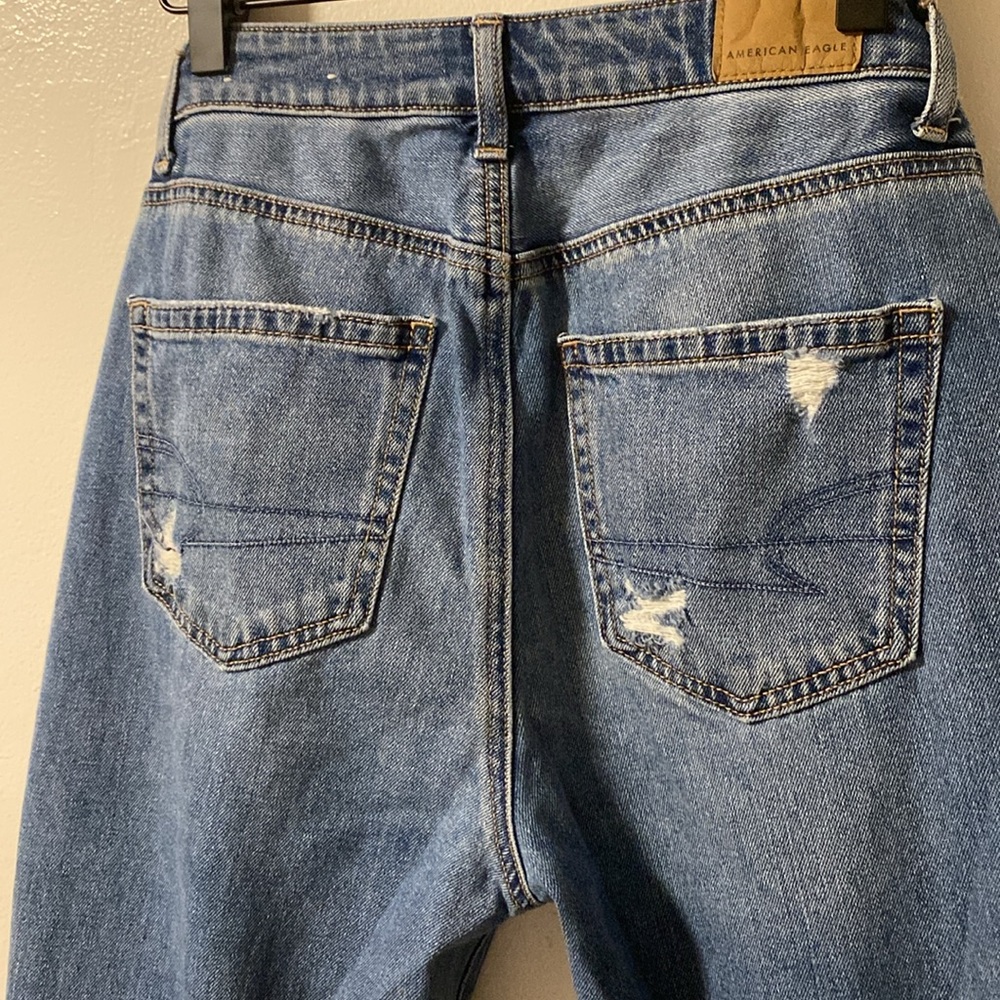 American Eagle Light Wash Distressed Mom Jeans (2 Regular) - Picture 3 of 9